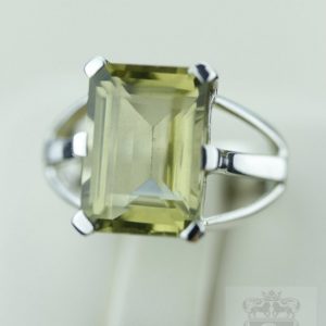 Size 5 Table Cut Lemon Topaz (nickel Free) 925 Fine S0lid Sterling Silver Ring & Free Worldwide Express Shipping R450 Size 5 Table Cut Lemon Topaz (nickel Free) 925 Fine S0lid Sterling Silver Ring & Free Worldwide Express Shipping R450