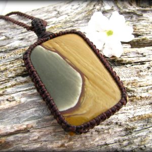 Polygram Jasper Necklace / Wild Horse Jasper / Pendant / Natural Stone / Healing Jewelry / Bold / Hippie Chic / Macrame / For Him / Gift Polygram Jasper Necklace / Wild Horse Jasper / Pendant / Natural Stone / Healing Jewelry / Bold / Hippie Chic / Macrame / For Him / Gift