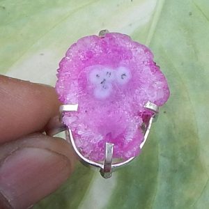 Beautiful Pink Solar Quartz Druzy Ring, Fashion Gift Ring, Artisan Handmade Gift Ring, Prong Set Unique Gift Ring, 925 Sterling Silver Ring Beautiful Pink Solar Quartz Druzy Ring, Fashion Gift Ring, Artisan Handmade Gift Ring, Prong Set Unique Gift Ring, 925 Sterling Silver Ring