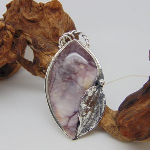 Mookaite Jasper Pendant – Statement Jewellery – Hallmarked Sterling Silver – Gemstone Pendant – Leaf Necklace – Statement Pendant Mookaite Jasper Pendant – Statement Jewellery – Hallmarked Sterling Silver – Gemstone Pendant – Leaf Necklace – Statement Pendant