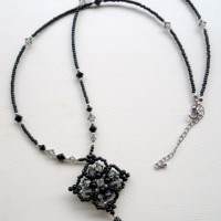 Midnight Bloom Necklace Project