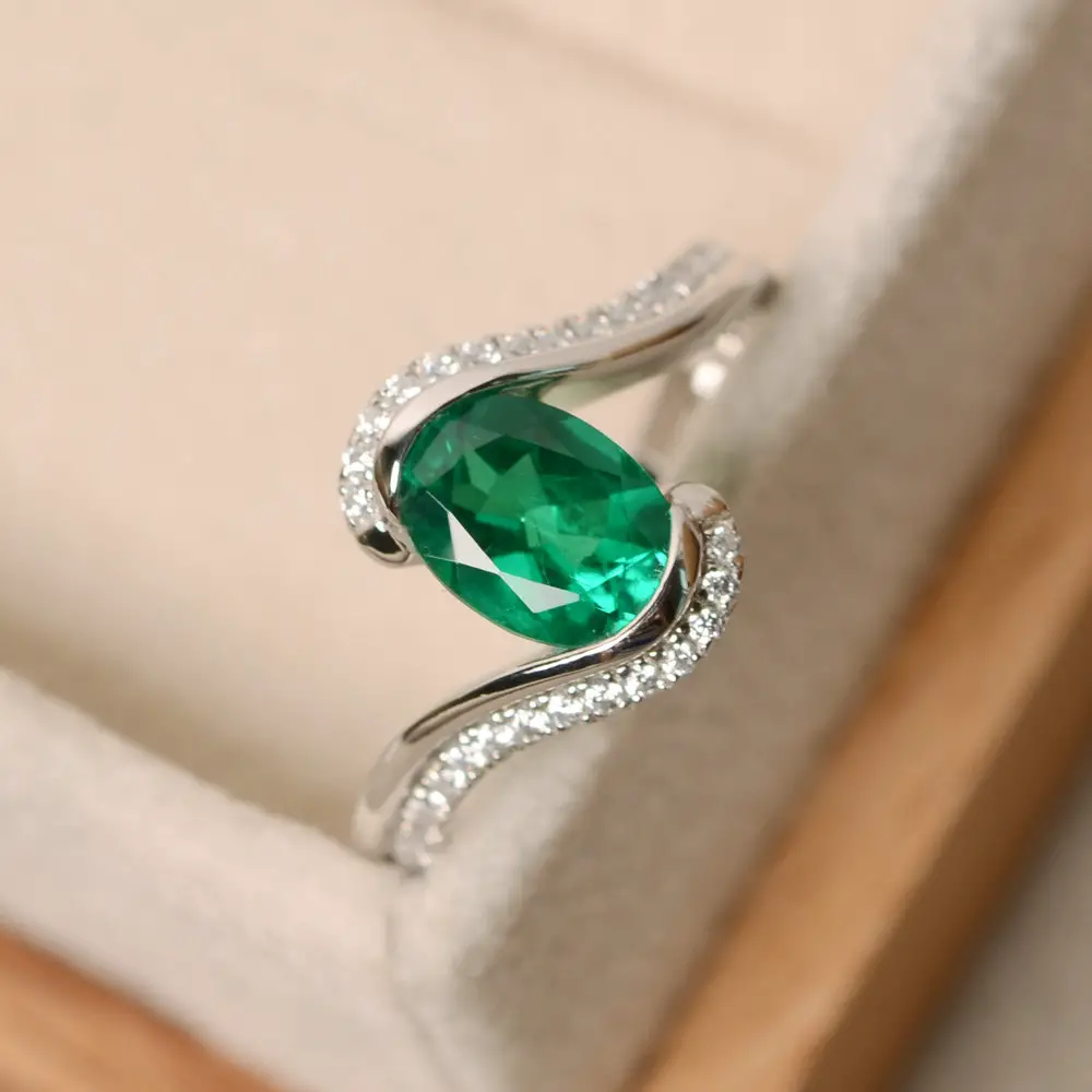 Emerald Ring, Oval Cut Ring, Emerald Engagement Ring, Green Gemstone Ring, Ring Emerald Gemstone