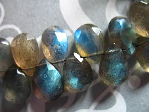 2-10 Pcs, 9-11 Mm, Labradorite Pear Briolettes Beads, Luxe Aaa, Gray Grey Silver, Faceted, Blue Flashes Brides Bridal 911 Solo
