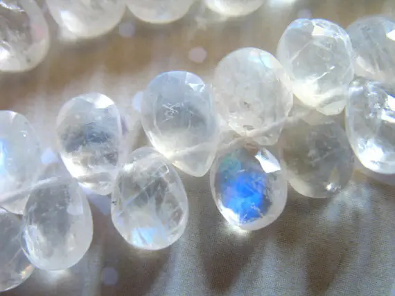 5-20 Pcs / 8-9 Mm, Rainbow Moonstone Pear Briolettes Gemstone Beads, Luxe Aaa, Faceted, Blue Flashes, Brides Bridal June Birthstone 89