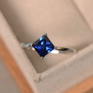 Lab sapphire ring, princess cut sapphire,silver, solitaire ring, prong setting, September birthstone | Natural genuine Gemstone rings, simple unique handcrafted gemstone rings. #rings #jewelry #shopping #gift #handmade #fashion #style #affiliate #ad