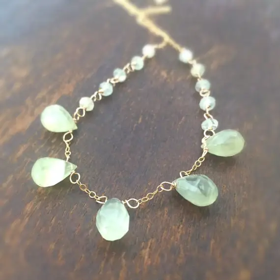 Prehnite Necklace - Green Gemstone Jewellery - Gold Chain Jewelry - Luxe