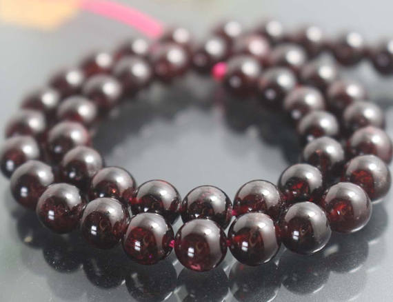 3mm-10mm Natural Garnet Smooth And Round Beads,15 Inches One Strand