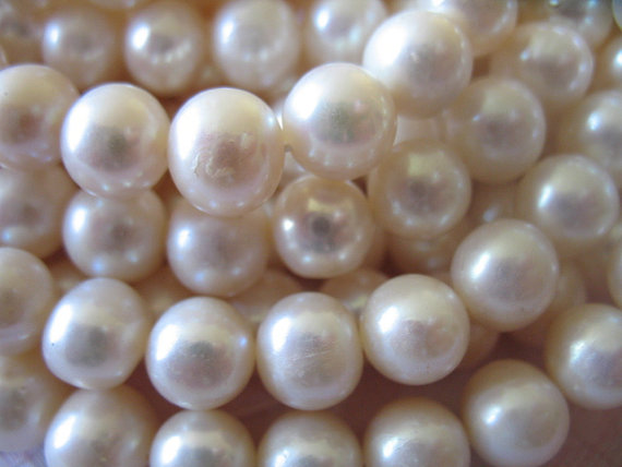 Full Strand White Round Pearls, Freshwater Pearl, Cultured Pearl, Luxe Aa, 8-9 Mm, Off Round, June Brides Bridal  Rw,, 89