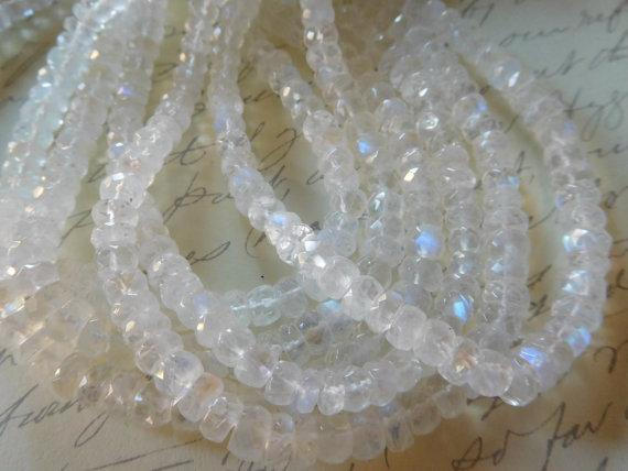 1/2 Strand - Moonstone Beads Rondelles / Luxe Aaa, 3-4 Mm / Rainbow Moonstone With Blue Flashes, Brides Bridal June Birthstone True 34 T