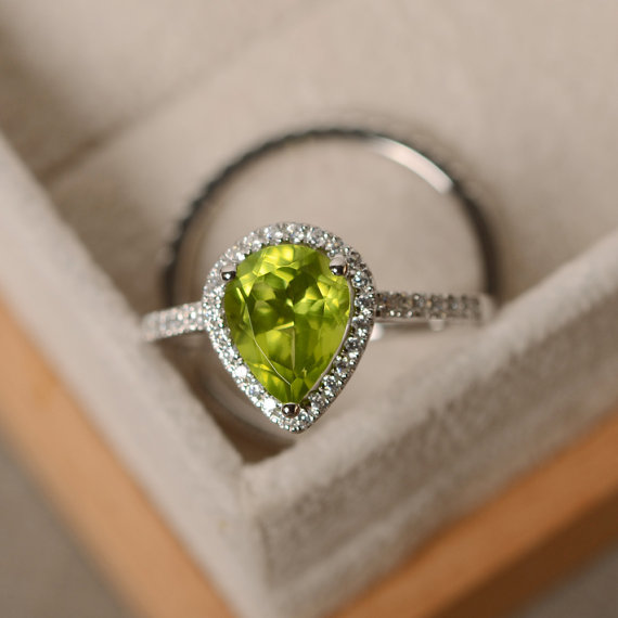 Natural Peridot Promise Ring, Pear Cut, Solid Silver, August Birthstone,stackable Ring, 2 Rings Wedding Set