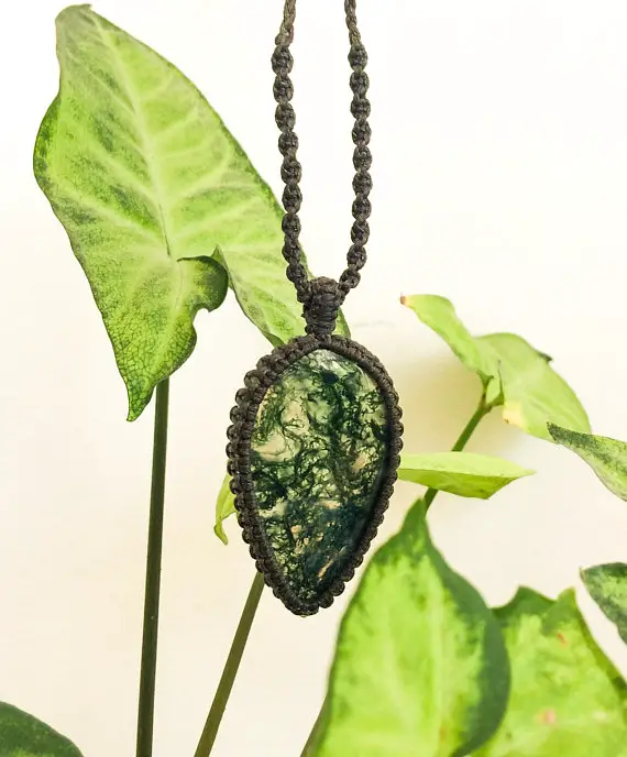 Moss Agate Necklace, Natural Stone Macrame Necklace, Mans Necklace, Moss Agate Macrame Necklace, Green White Stone Necklace, Oval Moss Agate