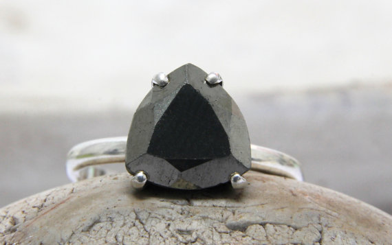 Raw Beautiful Pyrite Ring · 925 Sterling Silver Pyrite Stack Ring · 925 Trillion Ring · Gray Gemstone Ring · Iron Pyrite Ring