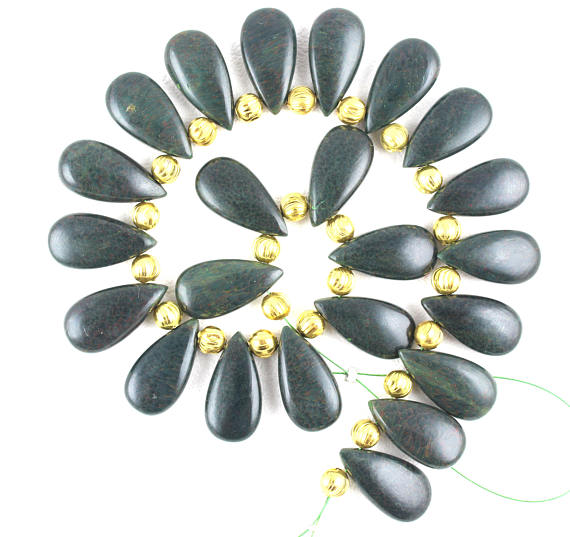 23 Piece Natural Bloodstone Briolette,bloodstone Gemstone,dark Green,green Gemstone,9x17-9.5x18 Mm,gemstones,8" Long,wholesale Price,sale