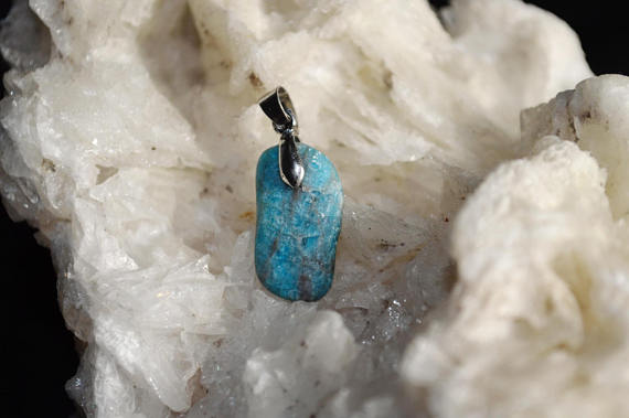 Apatite Pendant, Blue Apatite Stone Pendant,  Gifts Under 15 Dollars, Blue Stone Pendant, Dainty Blue Pendant