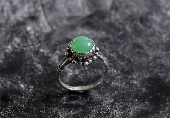 Chrysoprase Ring, Natural Chrysoprase, Vintage Ring, Green Stone Ring, Spring Ring, Solitaire Ring, 925 Solid Silver Ring, Real Chrysoprase