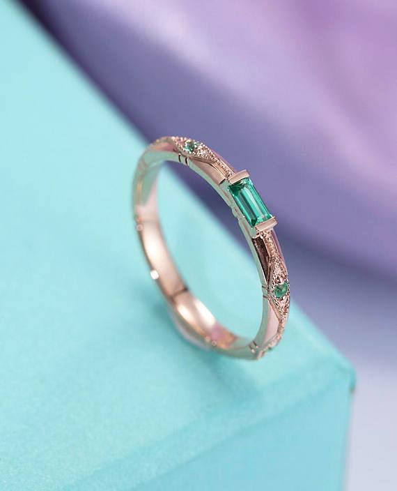 Vintage Baguette Lab Emerald Wedding Band Engagement Ring Rose Gold Band Unique Band Art Deco Milgrain Stacking Matching Band Anniversary