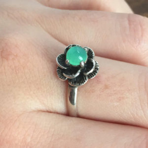 Flower Ring, Chrysoprase Ring, Vintage Rings, Chrysoprase, Solid Silver Ring, Green Stone Ring, Vintage Ring, Spring Ring, Matching Set | Natural genuine Chrysoprase rings, simple unique handcrafted gemstone rings. #rings #jewelry #shopping #gift #handmade #fashion #style #affiliate #ad