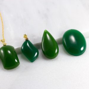 Shop Jade Jewelry! Jade Pebble Necklace/ 18K Gold Filled Jade/ Jade Stone Pendant/ Green Pebble Pendant/ Green Stone Necklace | Natural genuine Jade jewelry. Buy crystal jewelry, handmade handcrafted artisan jewelry for women.  Unique handmade gift ideas. #jewelry #beadedjewelry #beadedjewelry #gift #shopping #handmadejewelry #fashion #style #product #jewelry #affiliate #ad