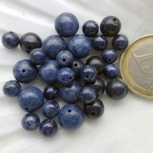 Shop Sapphire Round Beads! Perle de SAPHIR 6 8 9 & 10mm Grade AA, Véritable Pierre Naturelle Semi Précieuse en Perls Ronde Lisse | Natural genuine round Sapphire beads for beading and jewelry making.  #jewelry #beads #beadedjewelry #diyjewelry #jewelrymaking #beadstore #beading #affiliate #ad