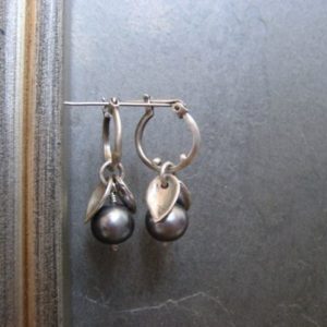 Shop Pearl Earrings! Pearl earrings, freshwater pearls, pearls and leaves, grey blue pearls, small hoops, pearl dangle, pearl hoops, silver hoops | Natural genuine Pearl earrings. Buy crystal jewelry, handmade handcrafted artisan jewelry for women.  Unique handmade gift ideas. #jewelry #beadedearrings #beadedjewelry #gift #shopping #handmadejewelry #fashion #style #product #earrings #affiliate #ad