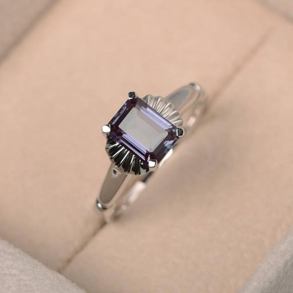 Engagement Ring ,lab Alexandrite Ring,solitaire Ring,color Changing Gemstone Ring,silver Ring,emerald Cut,june Birthstone