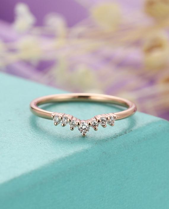 Rose Gold Wedding Band Diamond Vintage Wedding Band Women Curved Unique Matching Stacking Chevron Bridal Art Deco Promise Anniversary Ring