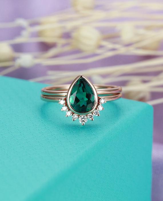 Emerald Engagement Ring 14k Gold Vintage Pear Cut Wedding Ring Curved Art Deco Diamond Bridal Set Stacking Anniversary Promise Ring