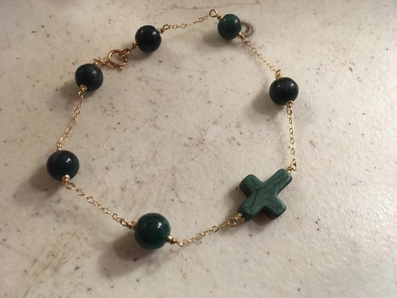 Green Bracelet - Gold Chain Jewelry - Howlite Gemstone Jewellery - Cross