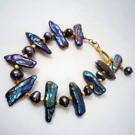 Pearl Bracelet - Yellow Gold Jewellery - Aubergine Jewelry - Iridescent Biwa Natural Gemstone - Purple - Peacock B-45