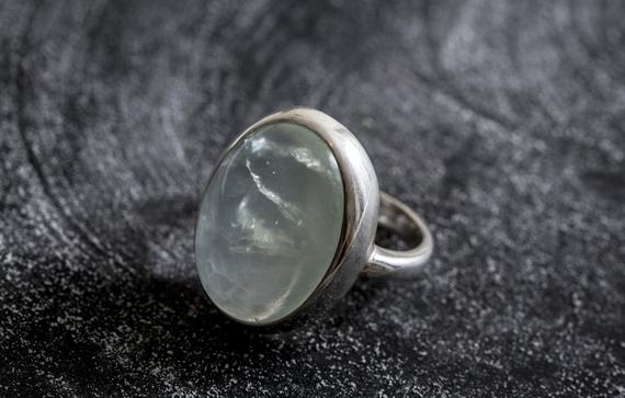 Prehnite Ring, Natural Prehnite, May Birthstone Ring, Healing Stones, Green Ring, Vintage Rings, Green Stone, Huge Stone, Solid Silver Ring