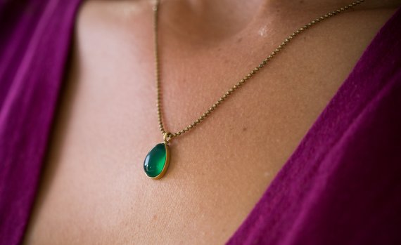 Green Aventurine Necklace, Gold And Green Necklace, Green Teardrop Necklace, Gold Teardrop Pendant Necklace, Green Gemstone Pendant Necklace
