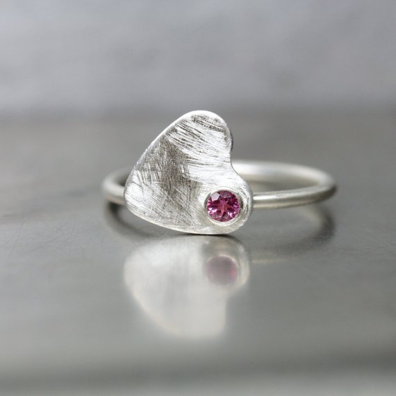 Cute Spinning Heart Ring Pink Tourmaline Silver Valentine's Day Gift For Her Romantic Love Modern Design Sweet Statement - Schwindelgefühl