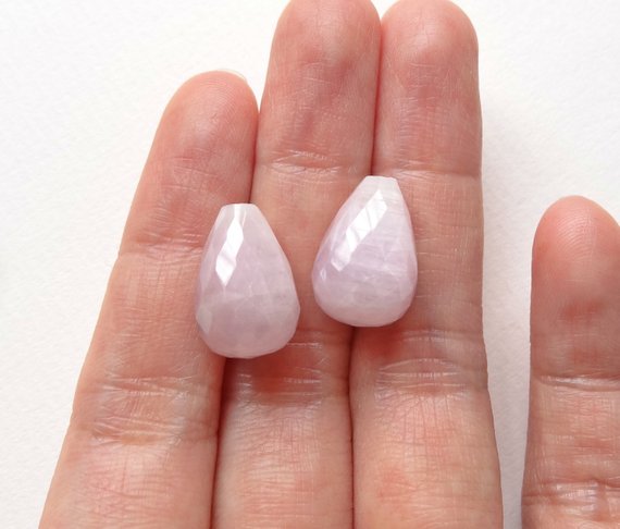 A Grade Kunzite Half Top Drilled Faceted Fat Teardrop Briolettes 10x15 Mm One Pair Perfect For Earrings E4229