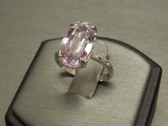 Antique Edwardian Inspired Estate 14k White Gold Filigree Engraved 8.70ct Pink Kunzite Solitaire Engagement Ring Sz 7.75