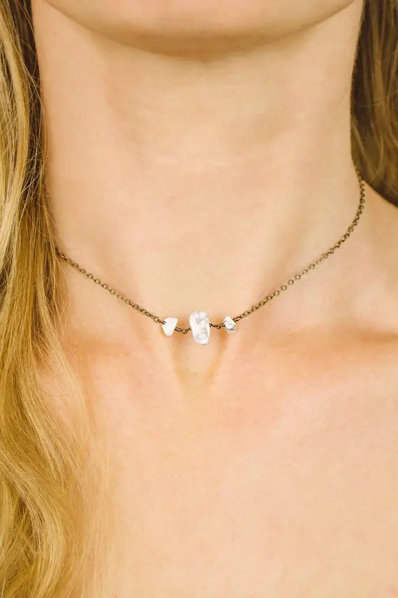 Howlite Crystal Choker. White Howlite Choker Necklace. Gold Beaded Choker. Gold Boho Choker. Simple Choker Gold. Simple Gold Choker.