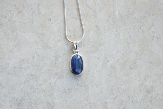Kyanite Pendant // Blue Kyanite Pendant // Gemstone Pendant // Natural Kyanite // Blue Stone Pendant // Healing Pendant // Reiki Pendant