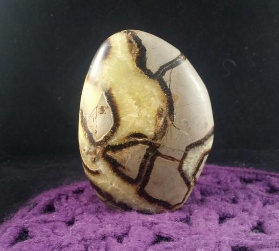 Septarian Calcite Freeform Self Standing Polished Display Healing Stones Crystal Carving Dragon Egg Free Form