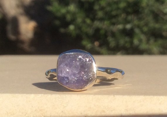 Raw Stone Silver Ring, Natural Tanzanite Hammered Ring, Blue Gemstone Silver Jewellery