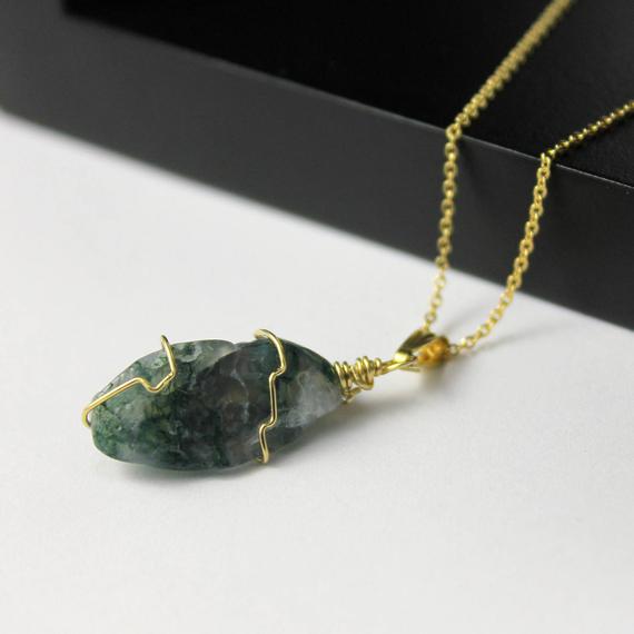 Rough Agate Necklace - 14k Gold Filled Necklace With Irregular Shape Moss Agate - Green Agate Gemstone - Abstract Stone - Birthstone Gift