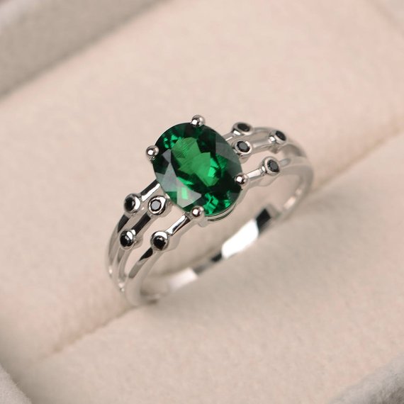 Emerald Ring, Engagement Ring, Oval Cut Green Gemstone, May Birthstone, Sterling Silver Ring