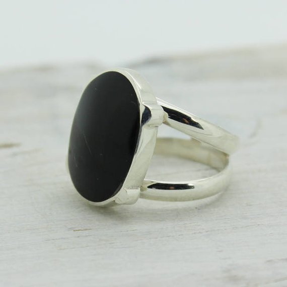 Black Obsidian Oval Shape Ring Made Of Natural Obsidian Stone And Sterling Silver 925e Medium/small Size Ring Simple And Stylish For Her