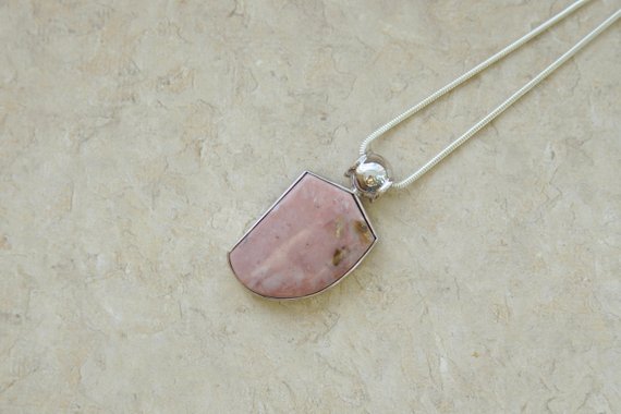 Pink Opal Pendant // Opal Necklace // Pink Opal // Opal Pendant // Opal Necklace  // October Birthstone // Pink Peruvian Opal Pendant