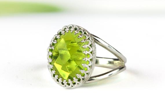 Peridot Ring · Silver Ring · August Birthstone · Gemstone Ring · Green Ring · Precious Ring · Energy Ring · Bridal Ring · Vintage Rings