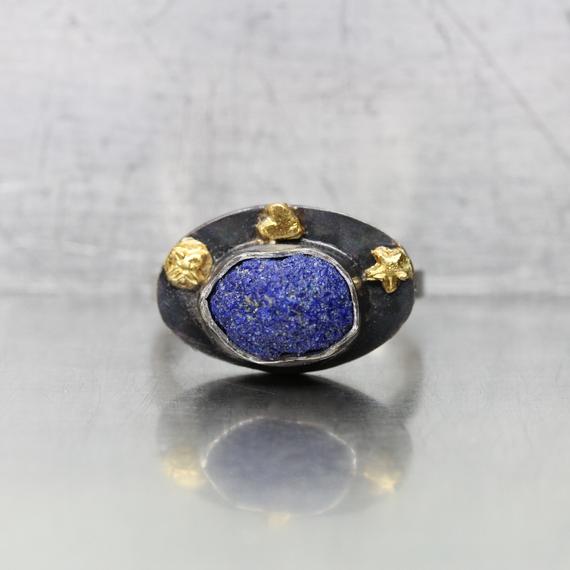 Raw Azurite Blue Planet Ring Oxidized Silver 22k Yellow Gold Oval Bezel Band Star Heart Flower Symbolic Gift Idea For Her - Der Blaue Planet