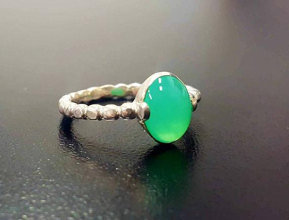 Chrysoprase Ring, Natural Chrysoprase, May Birthstone, Green Promise Ring, May Ring, Green Vintage Ring, Sterling Silver Ring, Chrysoprase