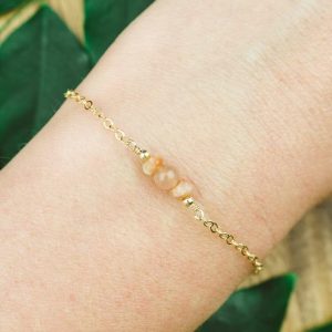 Shop Sunstone Bracelets! Sunstone bracelet. Sunstone bracelet. Orange bracelet. Gemstone bracelet. Boho crystal bracelet. Orange jewellery. Bracelets for women. | Natural genuine Sunstone bracelets. Buy crystal jewelry, handmade handcrafted artisan jewelry for women.  Unique handmade gift ideas. #jewelry #beadedbracelets #beadedjewelry #gift #shopping #handmadejewelry #fashion #style #product #bracelets #affiliate #ad