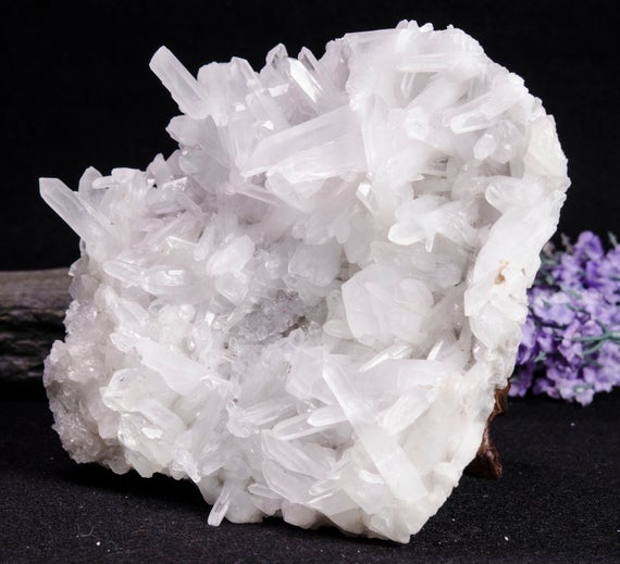 High Quality Natural Abundance Crystal Cluster/clear Himalayan Family Quartz Crystal Cluster/crystal Décor/special Gift- 149*136*47 Mm 576 G
