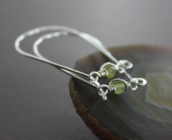 U-shape Hoop Sterling Silver Earrings With Green Amethyst - Modern Earrings - Amethyst Earrings - Minimalist Hoop Earrings - Er111