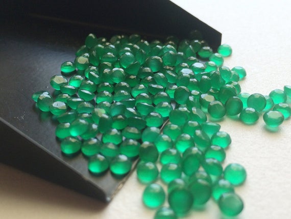 4mm Green Onyx Faceted Cabochons, Calibrated Green Onyx Flat Back Cabochons, Green Onyx Round Gems For Jewelry (5cts To 10cts Options)