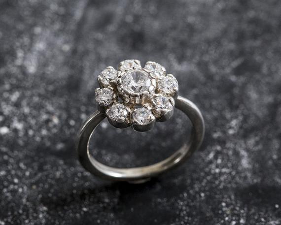 Vintage Engagement Ring, Vintage Flower, Vintage Diamond Ring, Cz Diamonds, 2 Carats Diamonds, Antique Ring, Solid Silver Ring, Pure Silver